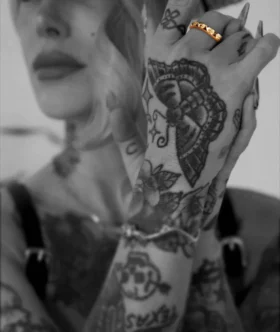 22K guld True Fucking Punk-ring