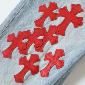 Chrome Hearts jeans med röd patch