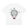 Chrome Hearts T-shirt med flera logotyper och läppdesign Chrome Hearts T-shirt med flera logotyper och läppdesign