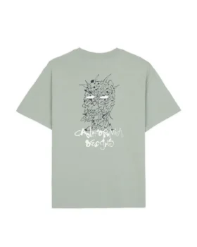 Skram T-shirt-samarbeten med Saint